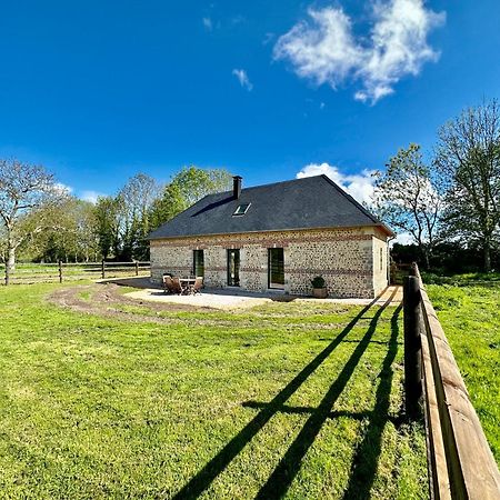 Une Maison D'Hotes Alliant Charme Et Confort Saint-Pierre-du-Val Bagian luar foto