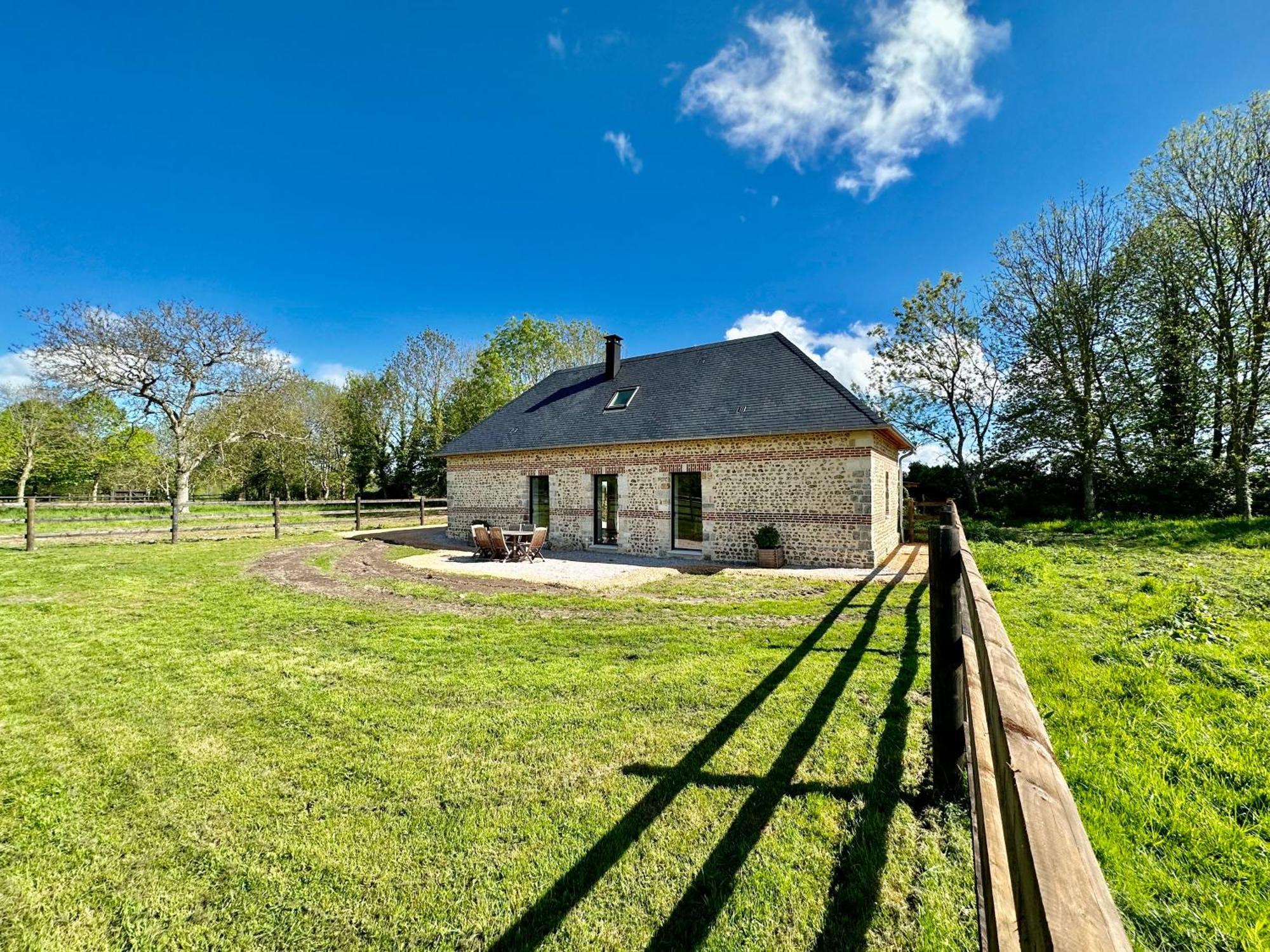 Une Maison D'Hotes Alliant Charme Et Confort Saint-Pierre-du-Val Bagian luar foto